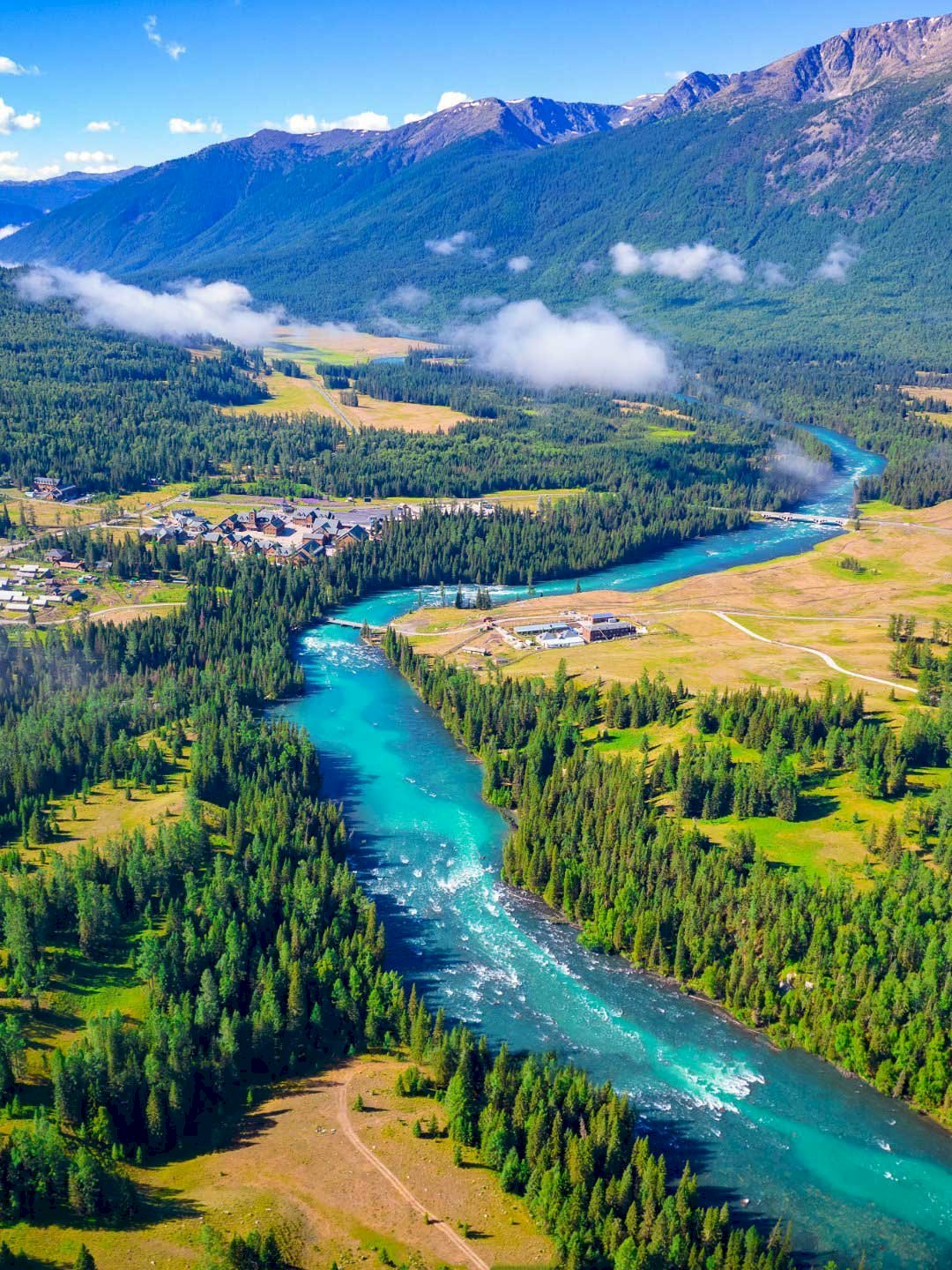 TÂN CƯƠNG MÙA HẠ: URUMQI – KANAS – KALAJUN – SAYRAM – HEMU – NALATI – YINING